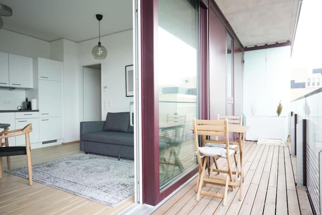 The High-Rise Condo With Pool Viena Exterior foto